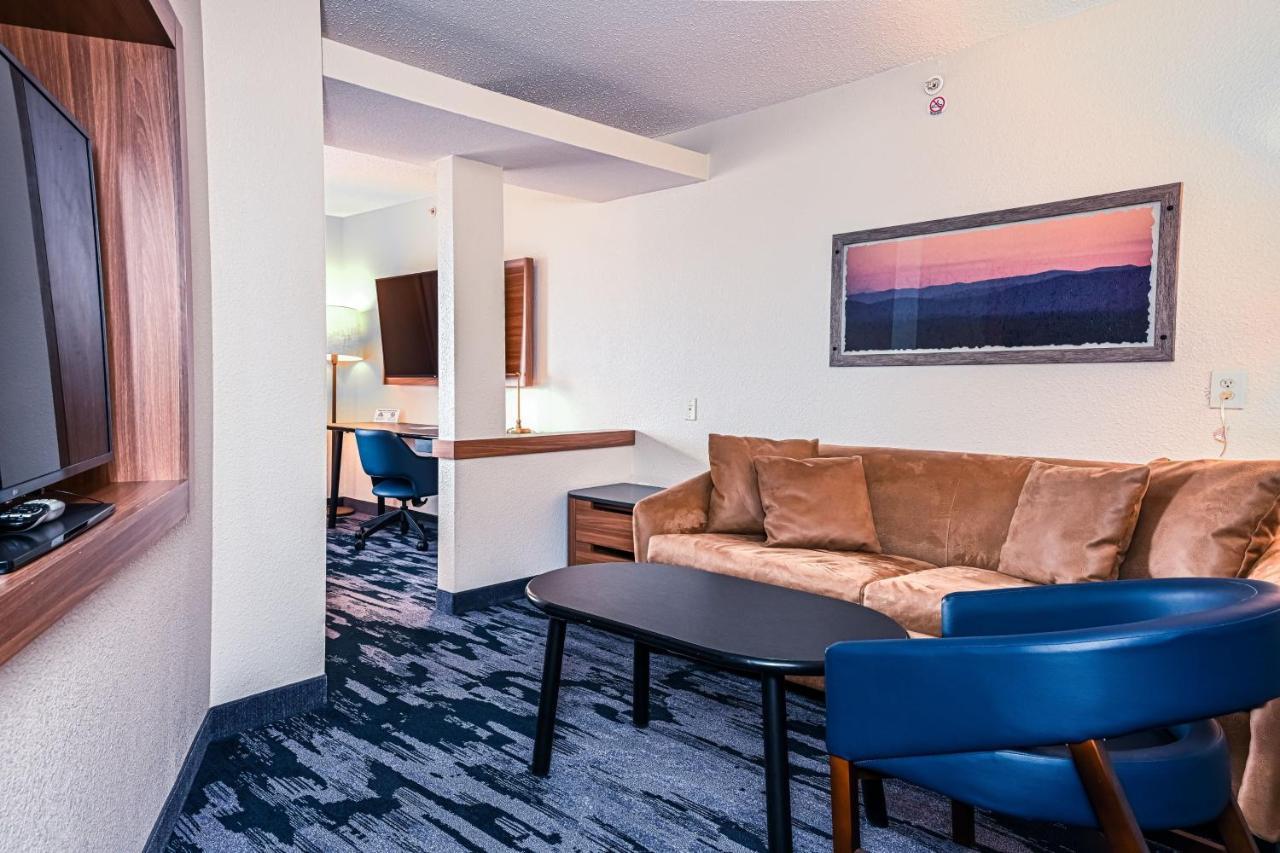 Fairfield Inn And Suites By Marriott Indianapolis/ Noblesville Exterior photo